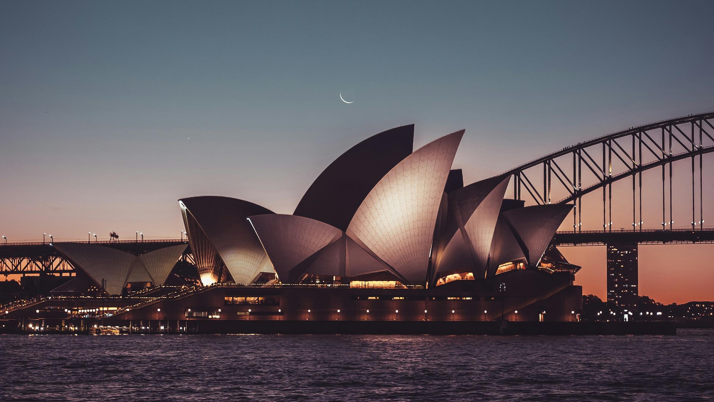 ASX 200 dips as real estate, miners drag ahead of Fed