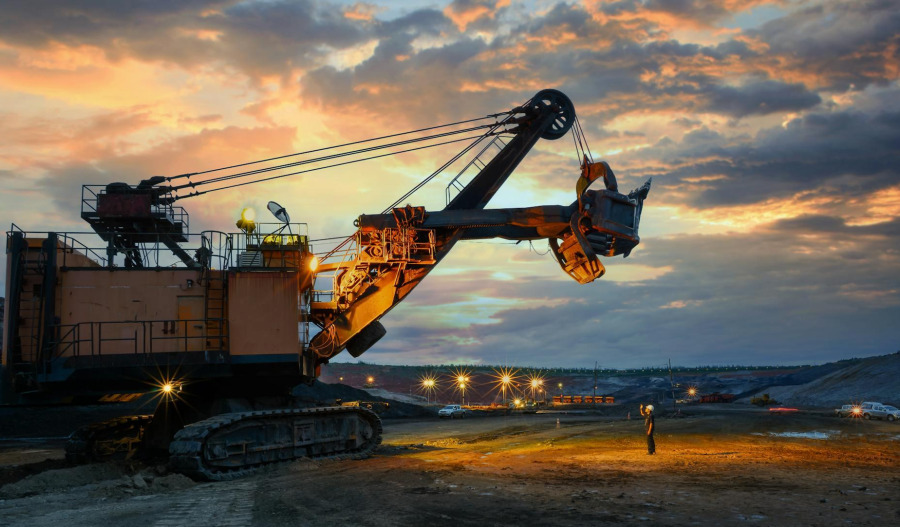 Anglo, BHP cut nearly 1,000 jobs in Queensland