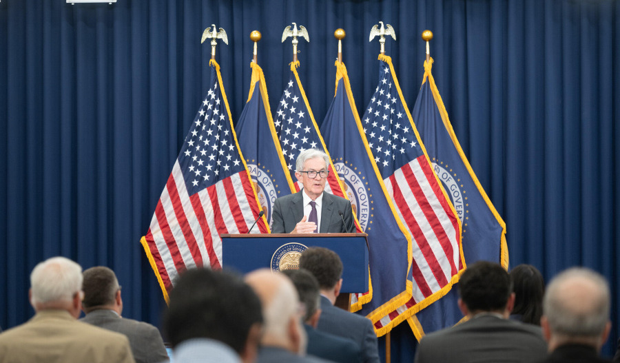 Powell warns on inflation, jobs; Fed split on rate cuts