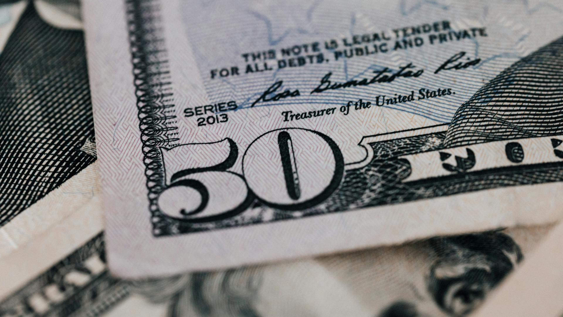 FX Week Ahead: Dollar holds gains, traders eye NFP