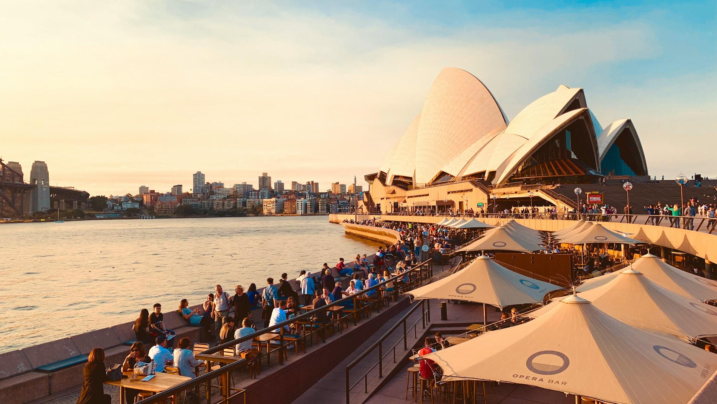 ASX 200 climbs as banks lead; DroneShield surges 18%