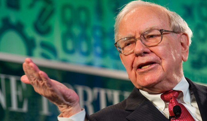 Buffett's fall in Berkshire Hathaway operating earnings