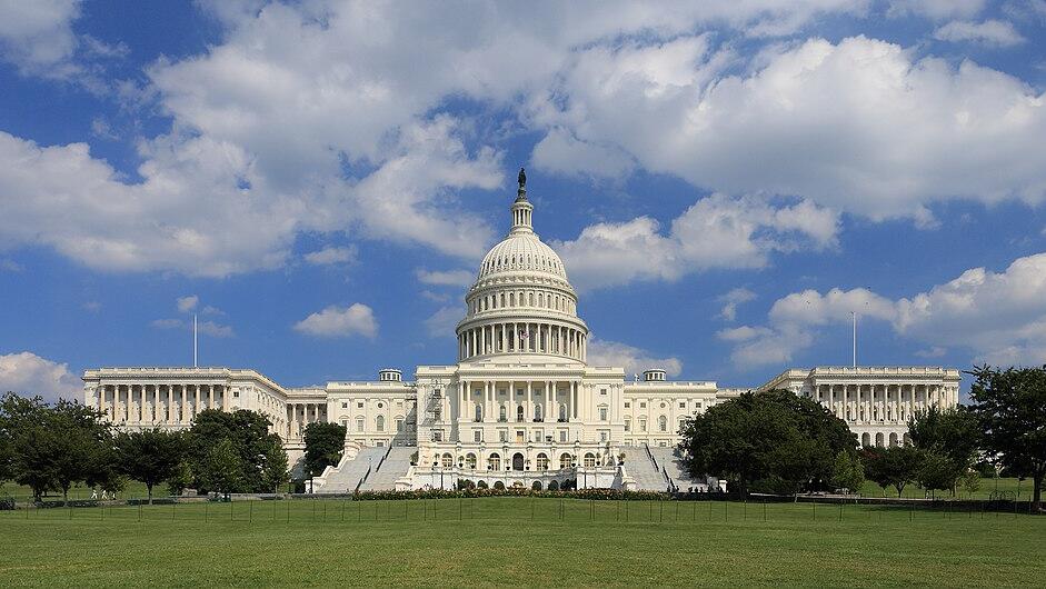 Trump cuts federal funding to Democratic-led states