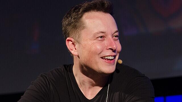 Musk wins race to US$500 billion fortune