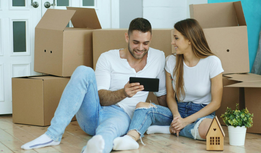 ABS: Household spending rises for fourth month