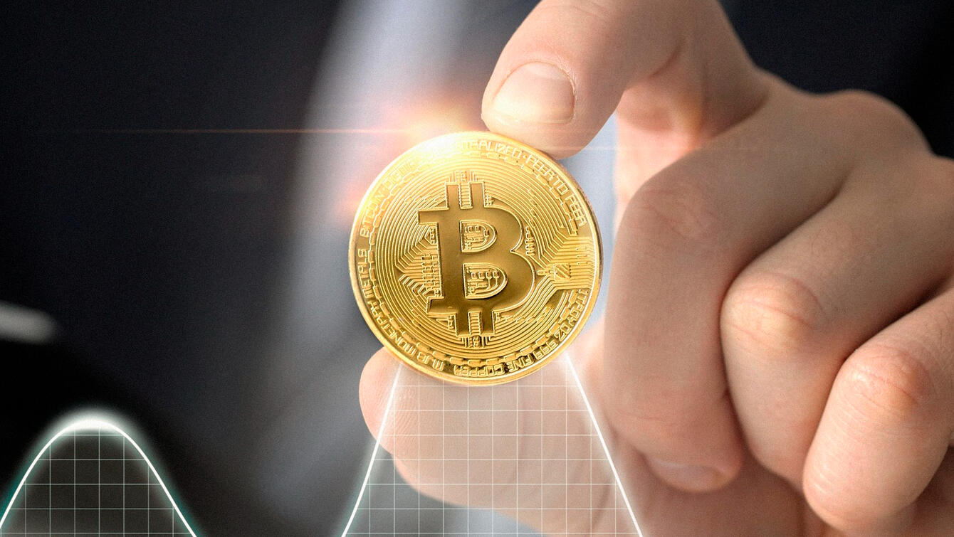US Govt shutdown spurs bitcoin to all time highs