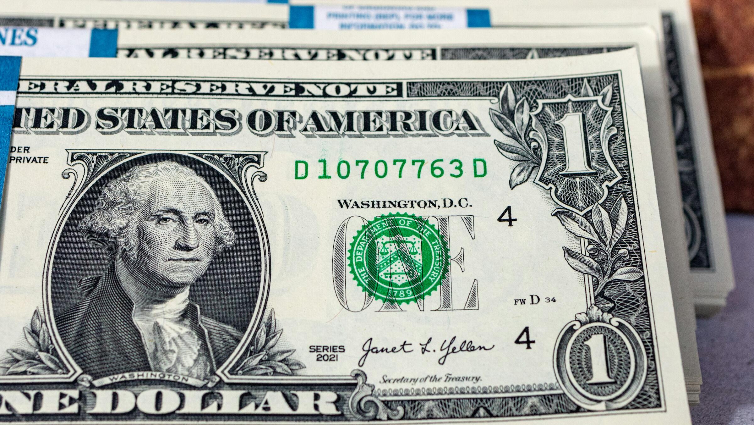 FX Week Ahead: Fed cut bets, shutdown weighs on DXY