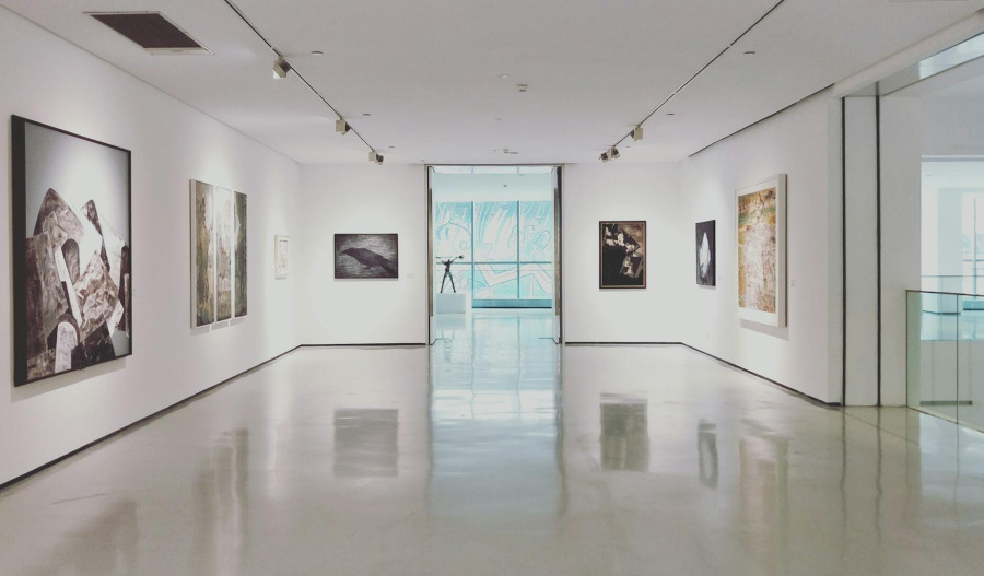 High-end lots drive fine art auction sales decline