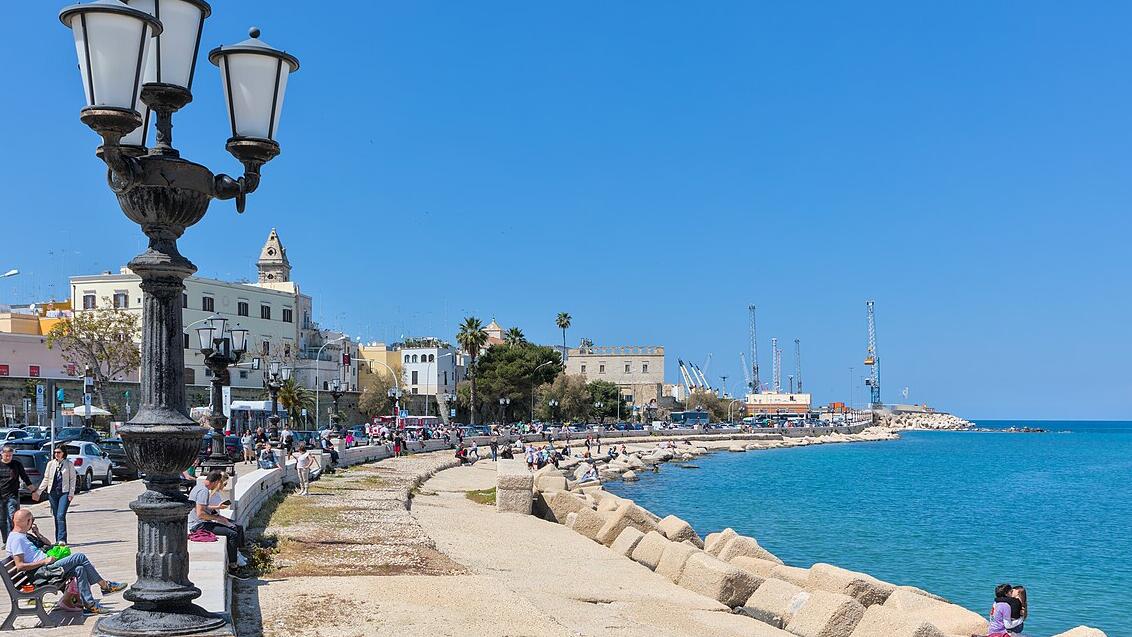 United adds new European cities to list of destinations