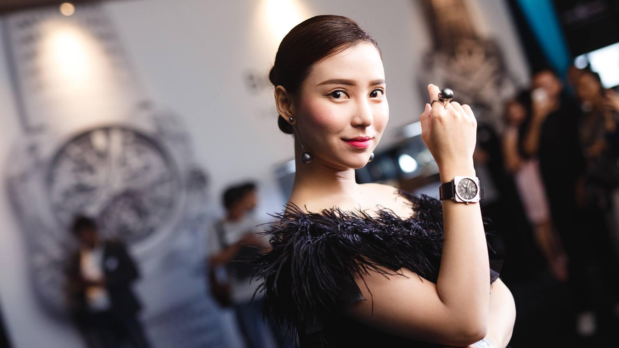 Time instruments from the cockpit to the wrist