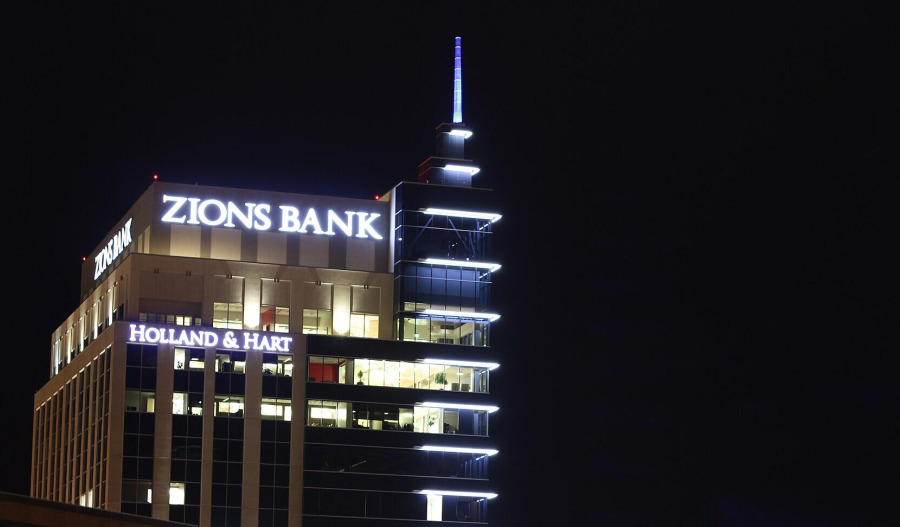 Zions Bancorp beats estimates despite US$50m loan loss