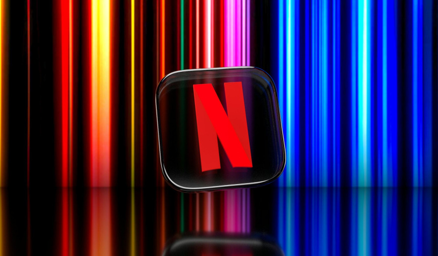 Netflix stock falls despite rise in revenue
