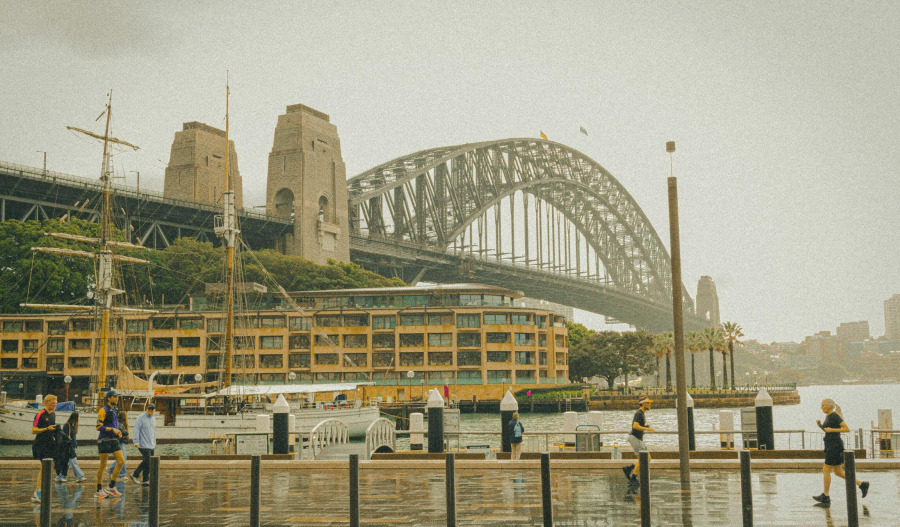 ASX 200 retreats; gold and rare earths stocks smashed
