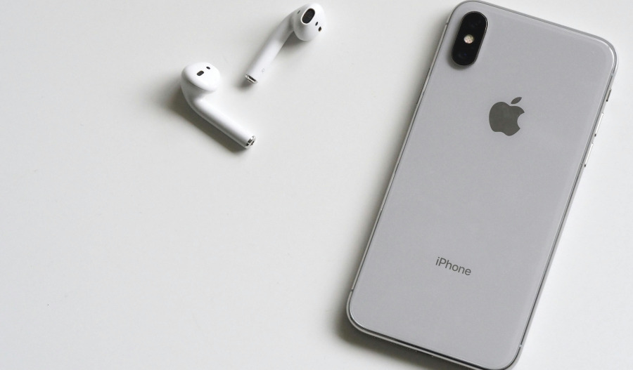 Apple rings up US$4tn valuation on iPhone boost