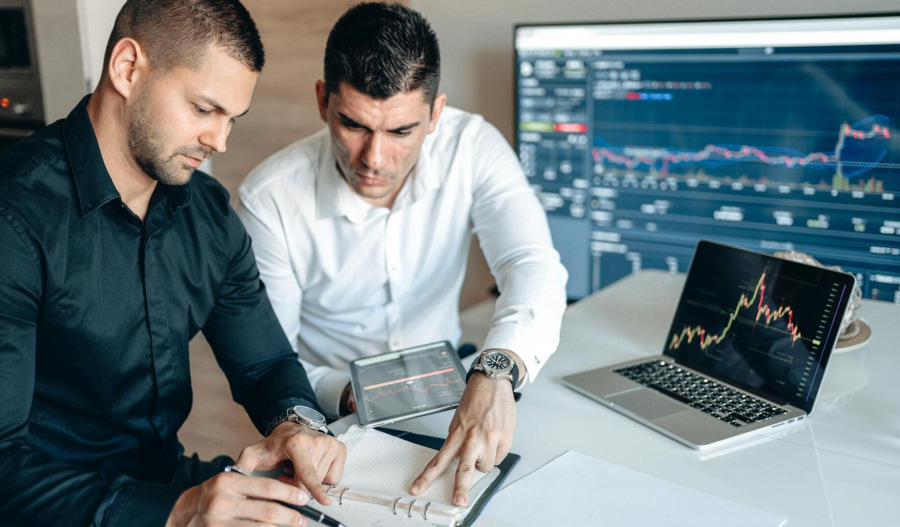 Earnings season blog - Amazon, Apple, & more