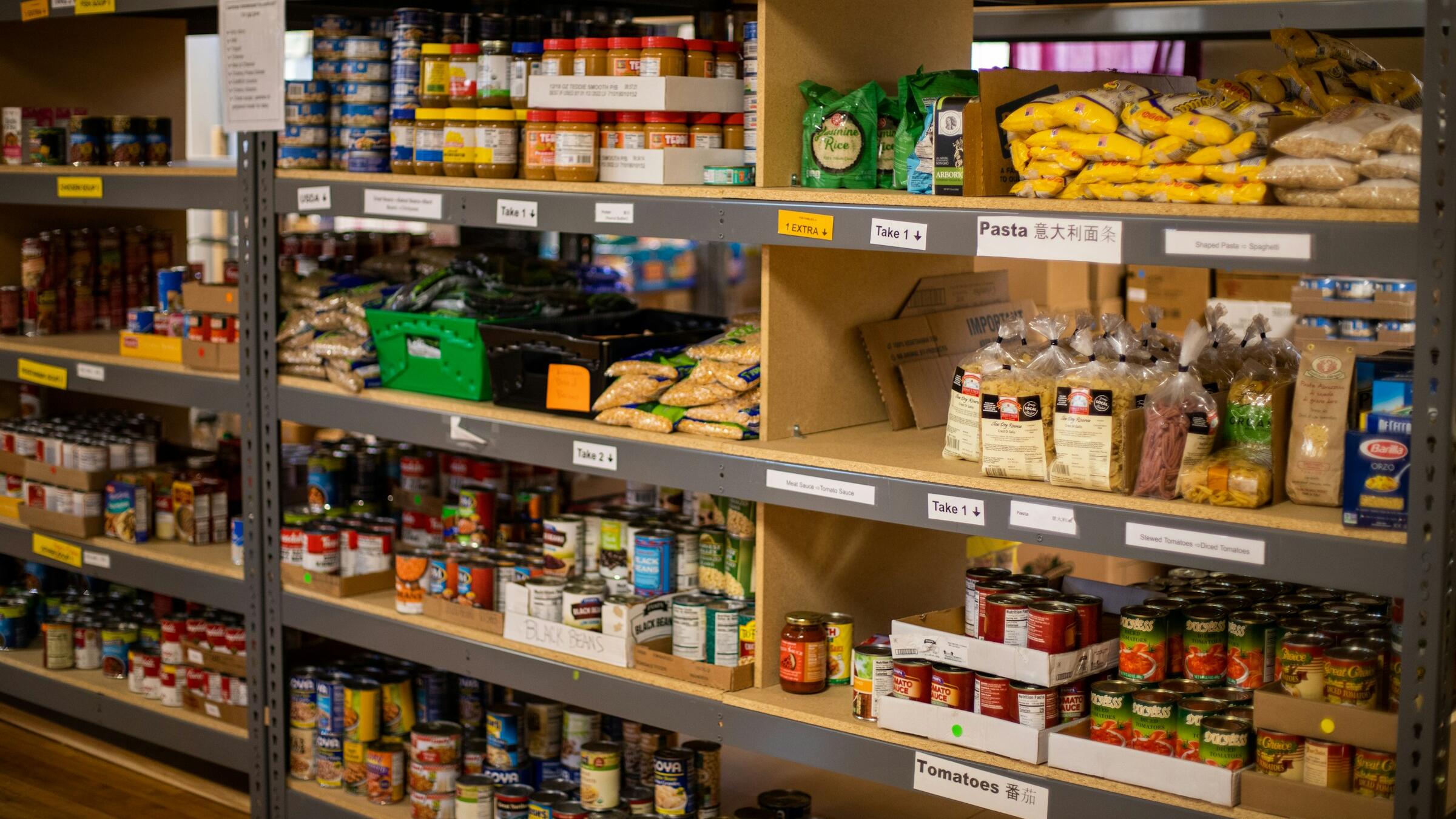 Food assistance lapse in US leads to state of emergency