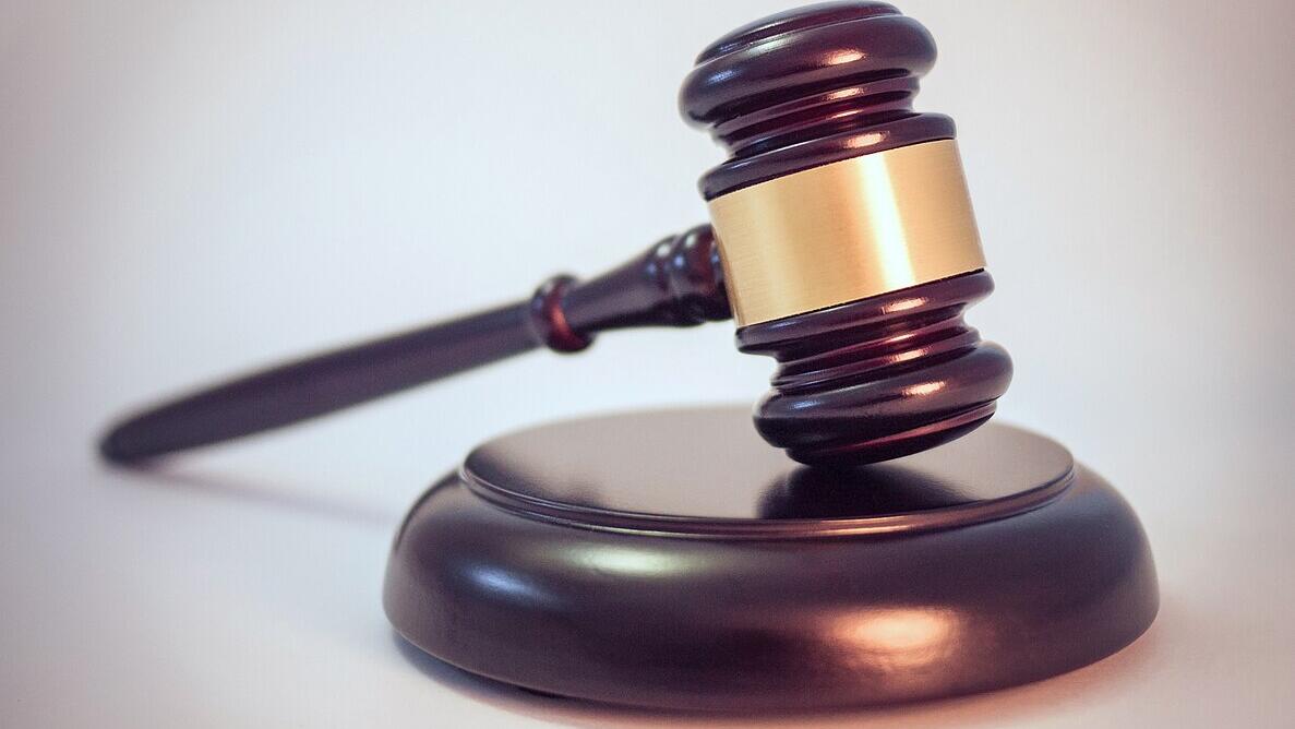 Judge says that food benefits must be paid within days