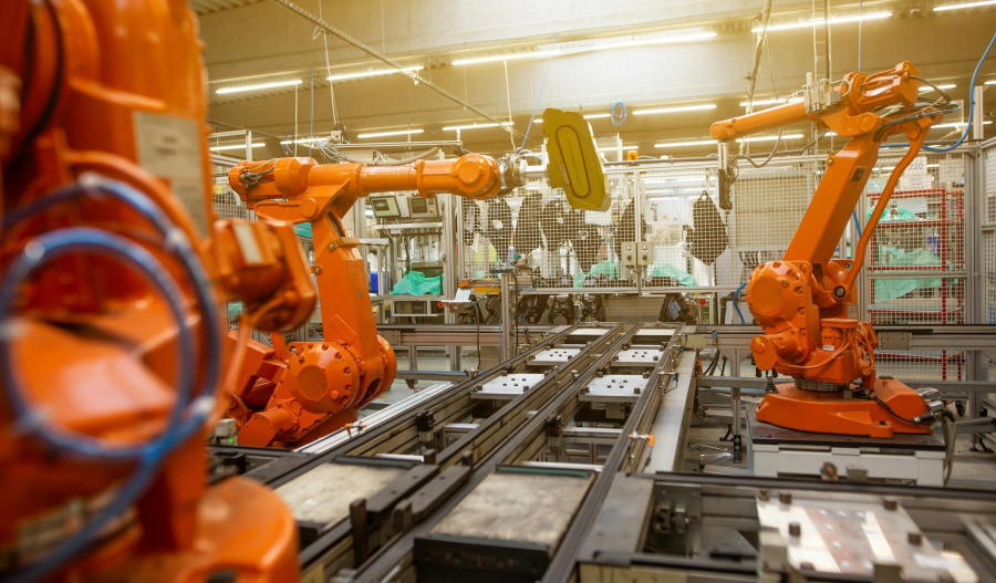 Chinese manufacturing PMI slips in October