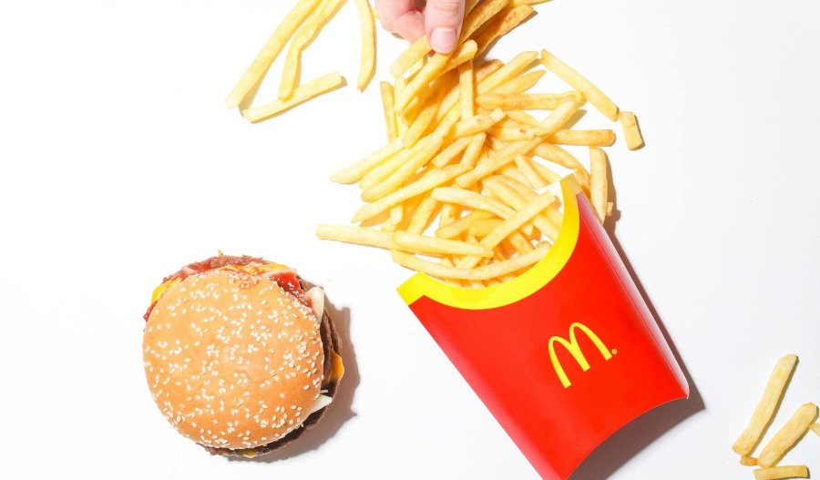 McDonald's sales growth misses estimates in Q3