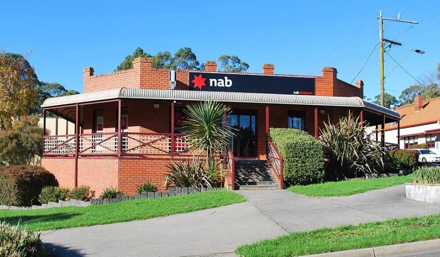 NAB shares fall after missing earnings estimates