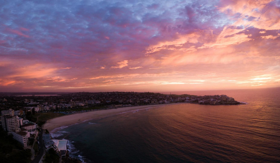 ASX 200 closes lower; CBA sheds 6.6%