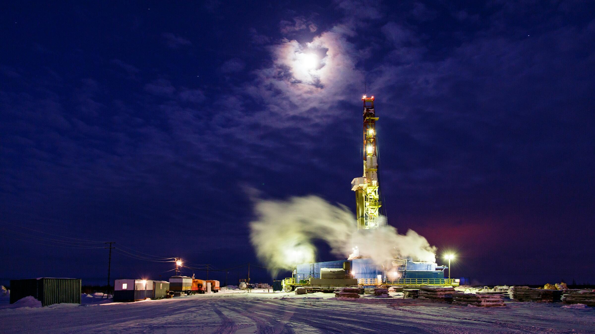 Oil slides as US stockpiles rise, OPEC warns of glut