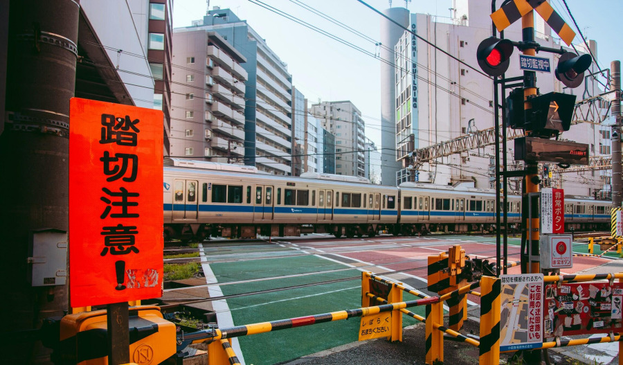 APAC slides, tracking Wall St losses amid tech selloff