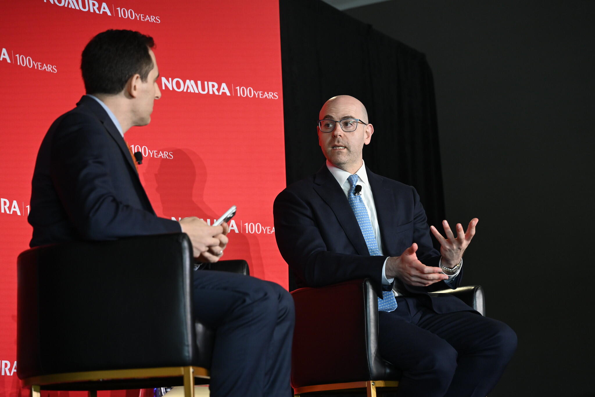 On October 15, 2025, Governor Miran participated in a discussion at the Nomura Research Forum.
