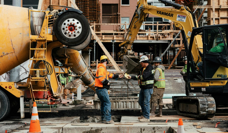 US weekly private job losses slow, says ADP