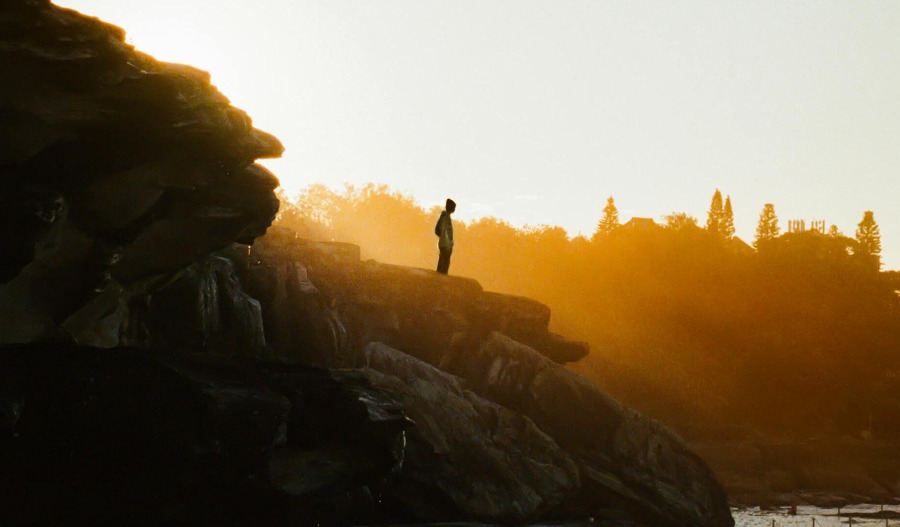 ASX 200 extends 5mth low; DroneShield plunges on CEO exit