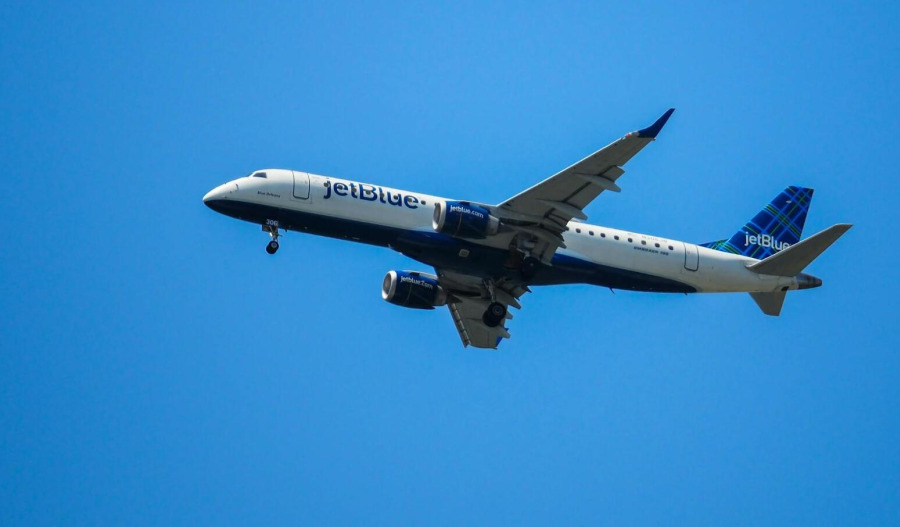 JetBlue adds Barcelona, Milan routes