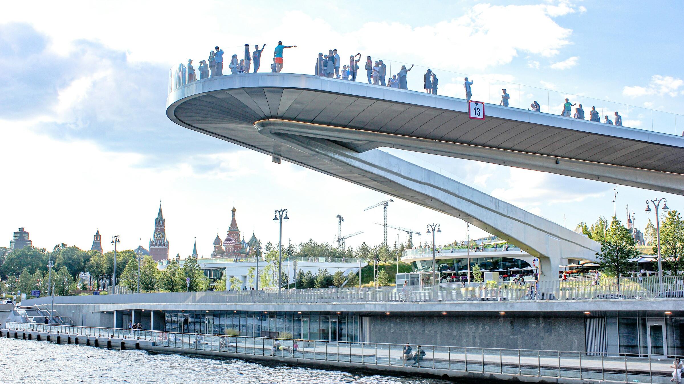 Trading floor: LKE, Stakk Ltd, Marmota Ltd move higher