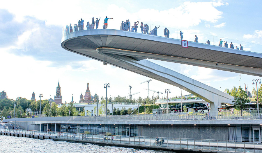 Trading floor: LKE, Stakk Ltd, Marmota Ltd move higher