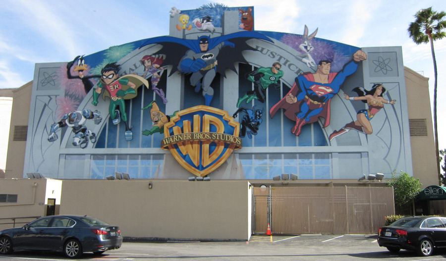 Explainer: The bidding war for Warner Bros. Discovery