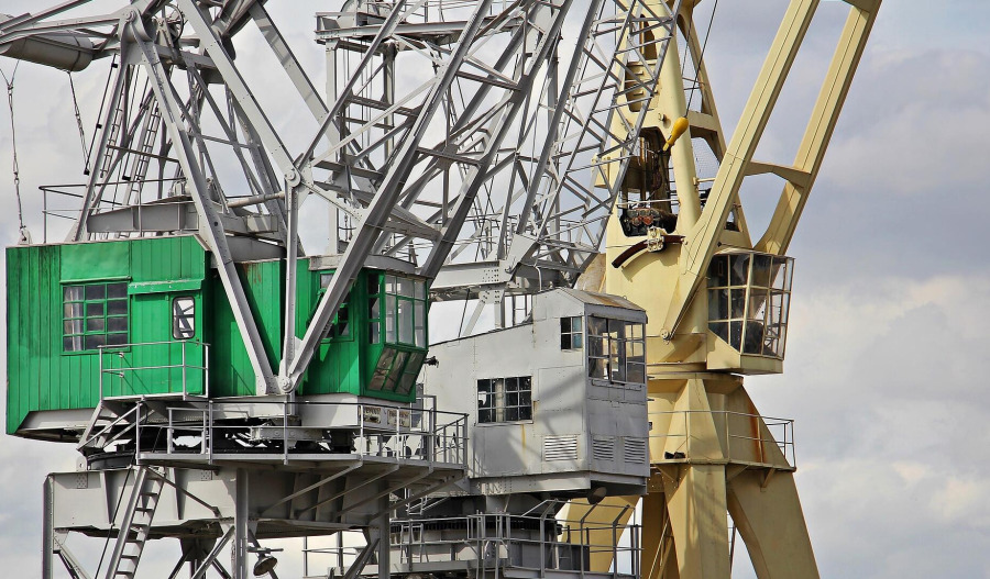 Will Qube be the next big infra stock to leave the ASX?