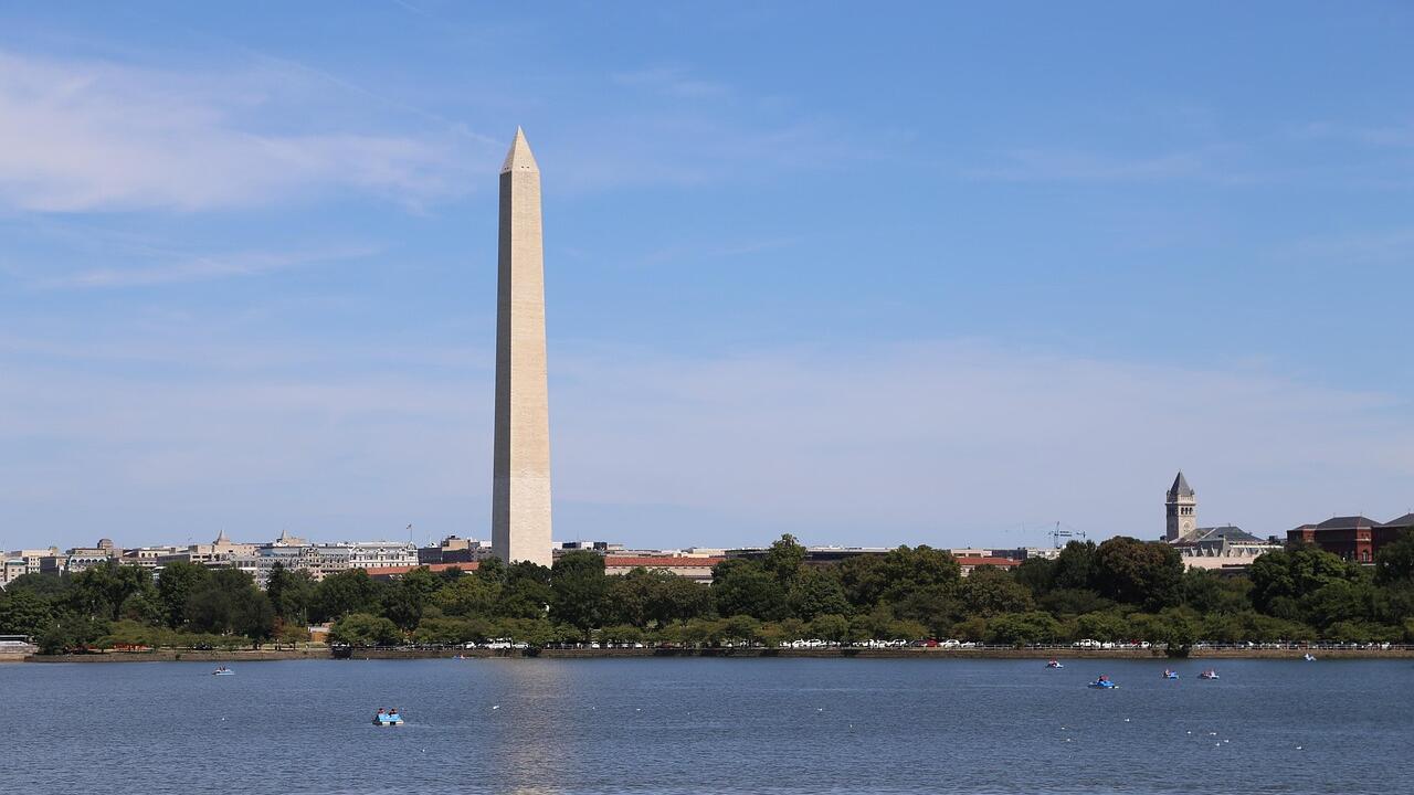 Two National Guardsmen critical after DC shooting