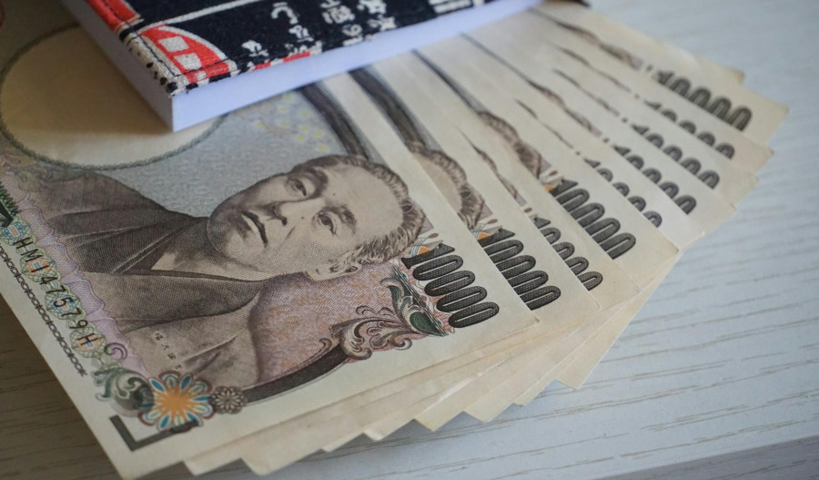 Japan's Katayama: Yen moves diverge from fundamentals