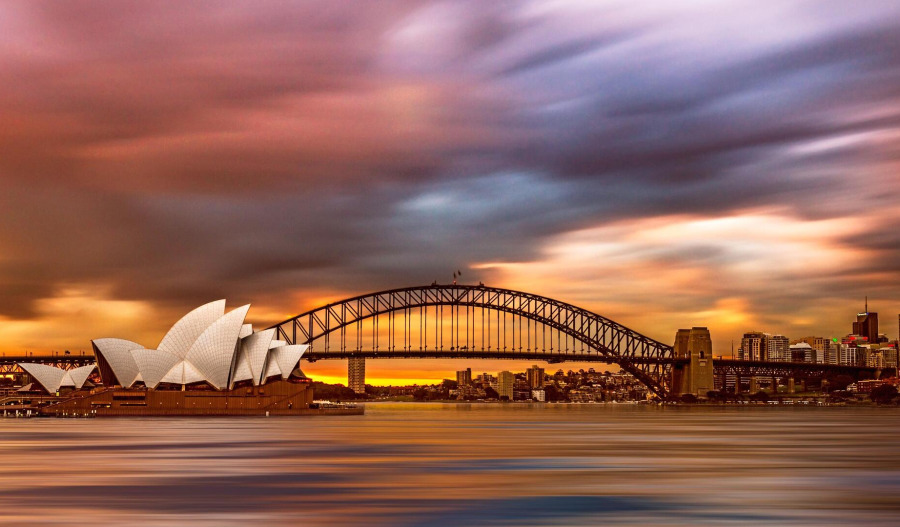 ASX 200 down; healthcare and tech stocks lead losses