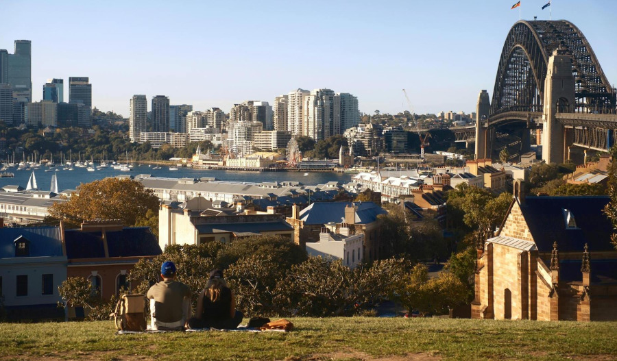 ASX lifted by energy and mining despite rate jitters