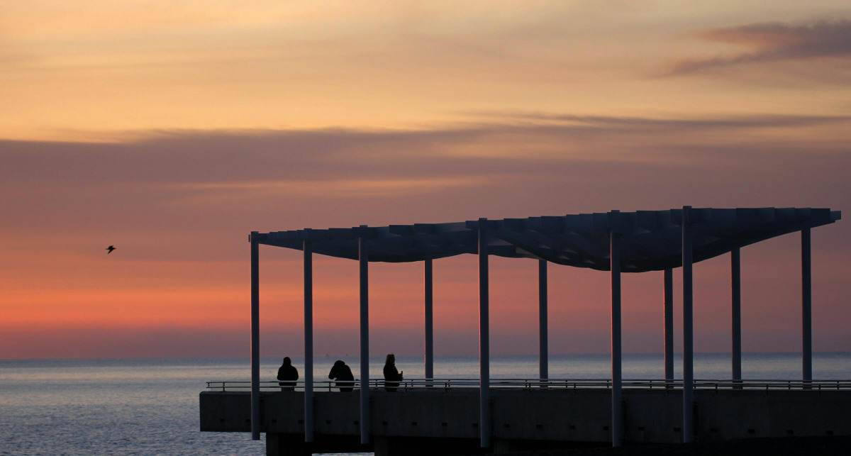 Trading floor: PDI, SRL, 4D Medical all trade higher