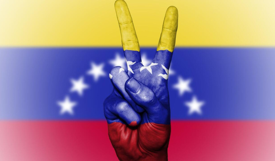 US Senators push vote on Venezuela war powers