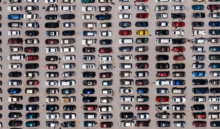 US to drastically cut fuel economy standards