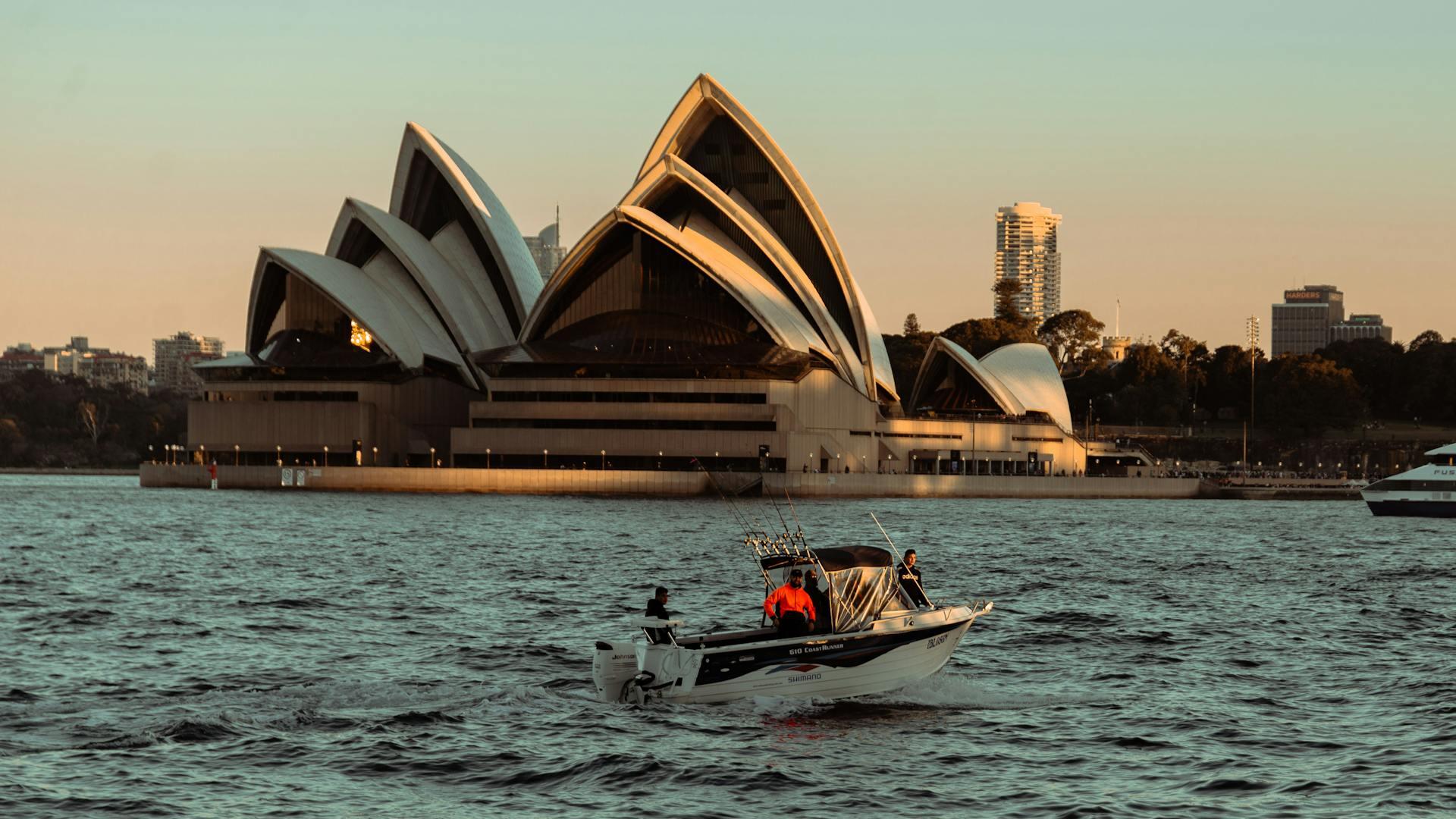 ASX gains 0.3%; materials offset real estate losses