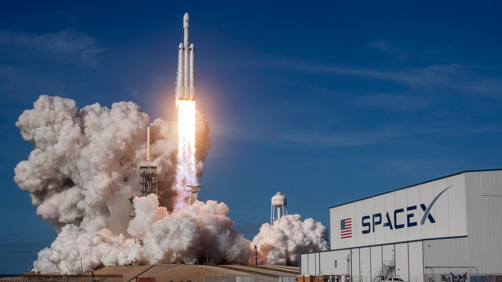 SpaceX denies reports of US$800bn valuation