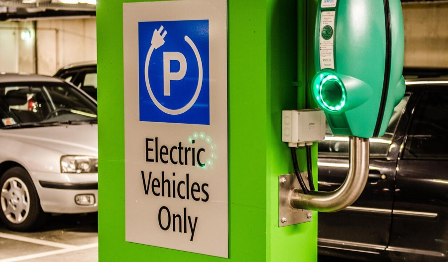 2035 EU engine ban could be relaxed under new deal