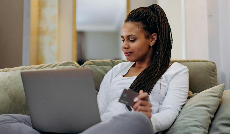 NY Fed: Households gloomier on finances in November