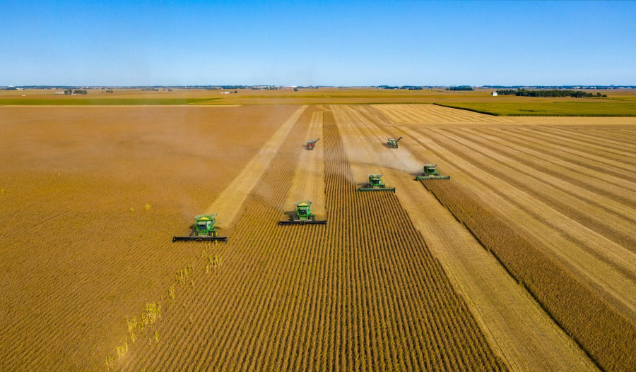 Trump announces US$12bn aid package for farmers