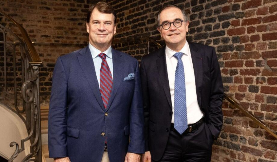 Renault and Ford unveil partnership, kicking off with EVs