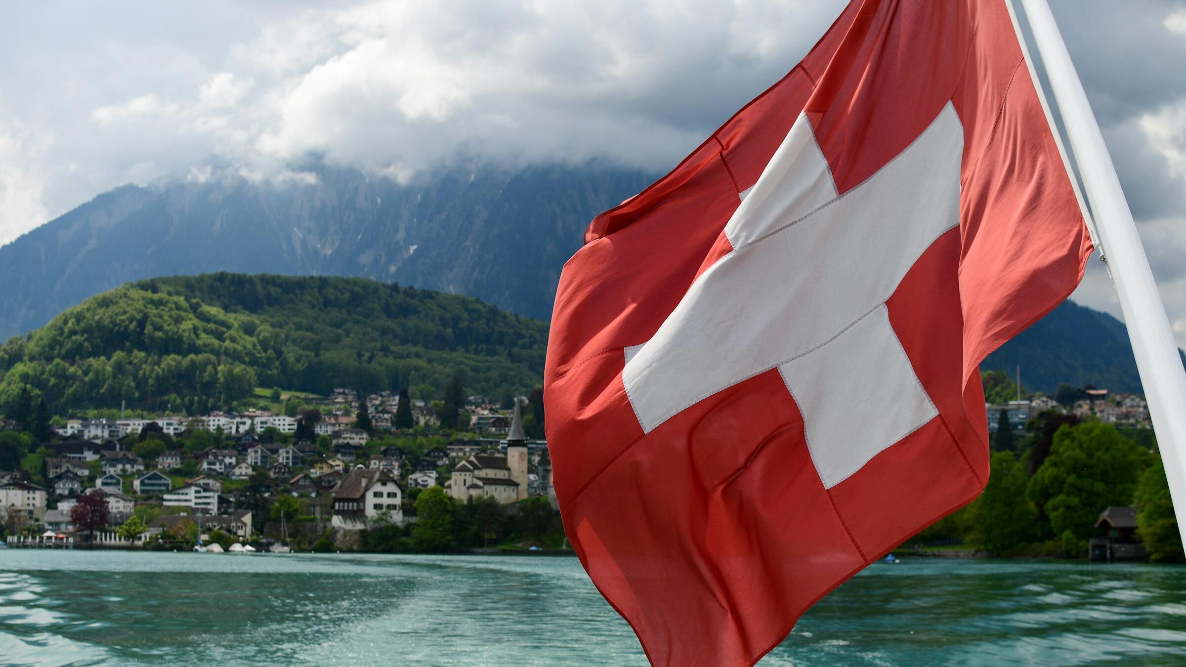 US lowers Swiss tariff ceiling to 15%