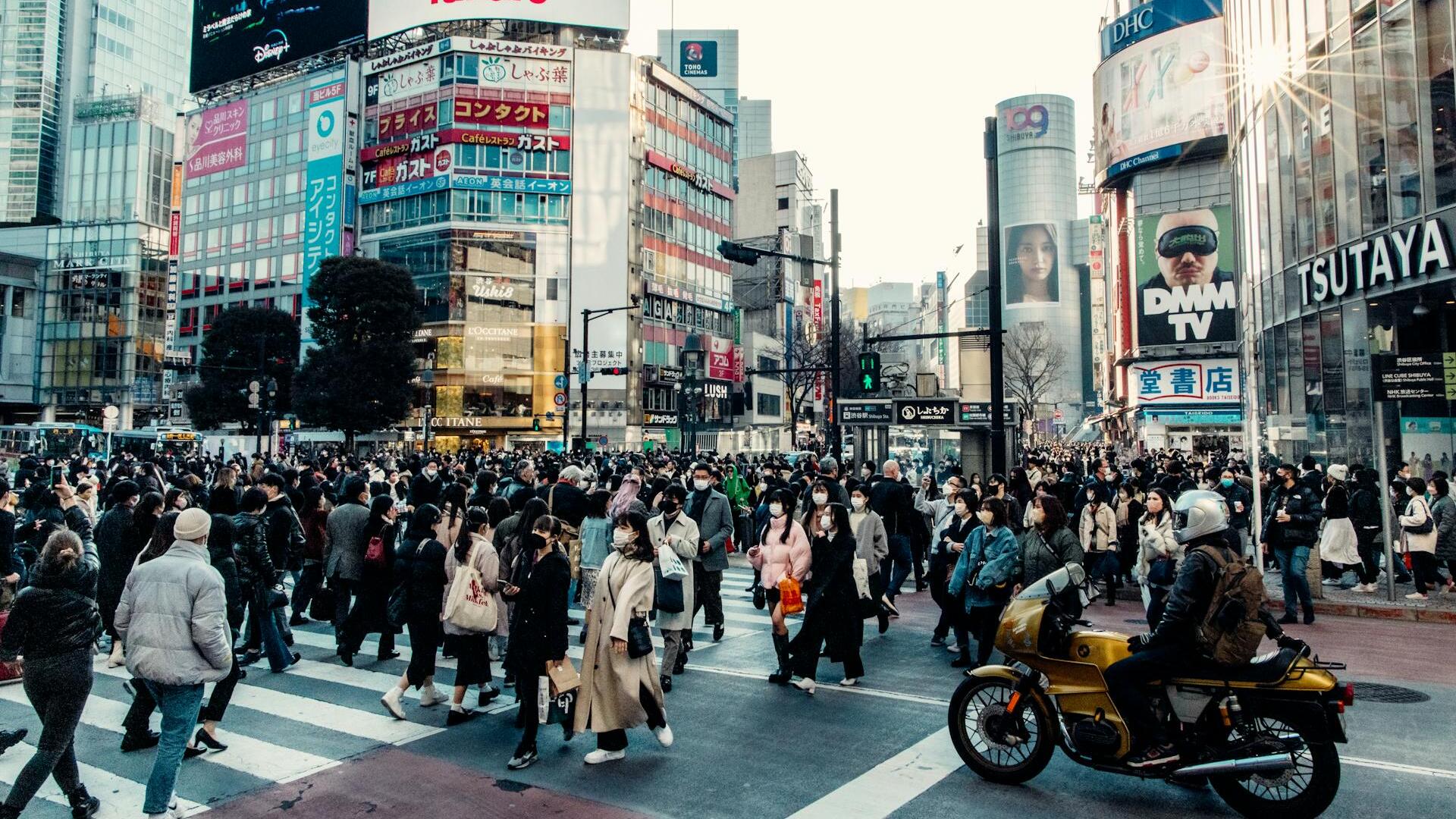 APAC markets mixed; US Fed to slow pace of cuts